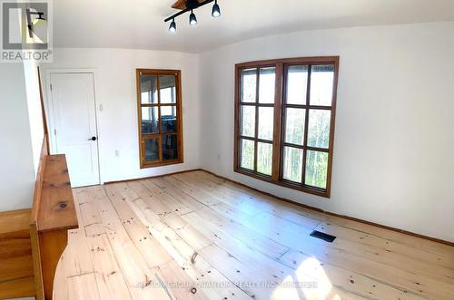2724 River Road Road, North Frontenac, ON - Indoor Photo Showing Other Room