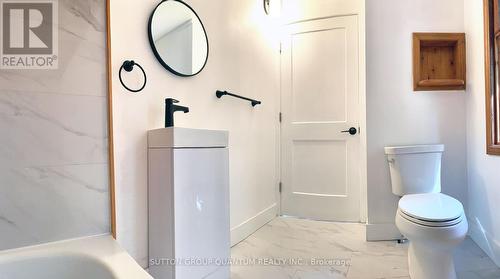 2724 River Road Road, North Frontenac, ON - Indoor Photo Showing Bathroom