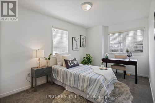 128 Lowther Avenue, Richmond Hill, ON - Indoor Photo Showing Bedroom