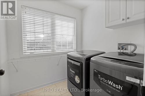 128 Lowther Avenue, Richmond Hill, ON - Indoor Photo Showing Laundry Room