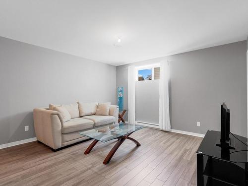 Basement - 328 Rue St-Antoine, Sainte-Anne-Des-Plaines, QC - Indoor Photo Showing Living Room