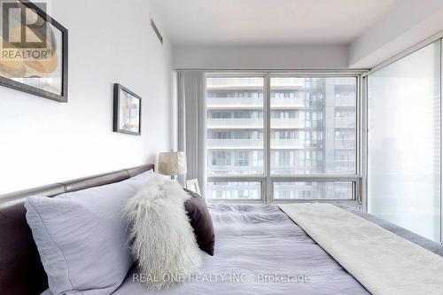 4109 - 15 Grenville Street, Toronto, ON - Indoor Photo Showing Bedroom