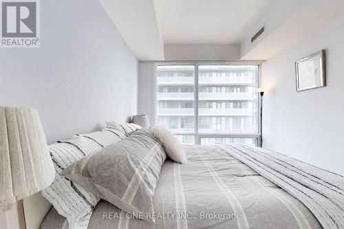 4109 - 15 Grenville Street, Toronto, ON - Indoor Photo Showing Bedroom