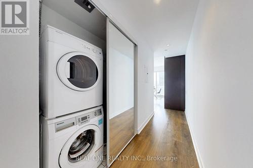 4109 - 15 Grenville Street, Toronto, ON - Indoor Photo Showing Laundry Room