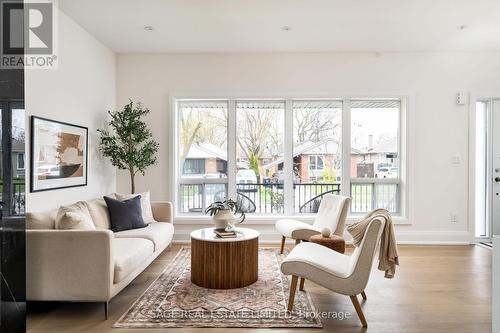 56 Rayside Drive, Toronto, ON - Indoor Photo Showing Living Room