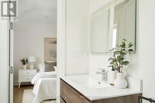 56 Rayside Drive, Toronto, ON - Indoor Photo Showing Bathroom