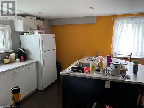 back unit kitchen - 46 Robertson Street, Harriston, ON - Indoor Photo Showing Kitchen