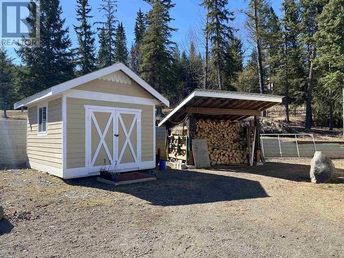 6627 Mcnolty Road, 100 Mile House, BC - Outdoor