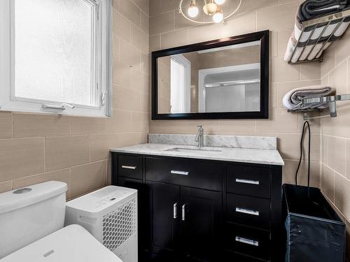 Bathroom - 2280 Rue Hufford, Montréal (Saint-Laurent), QC 