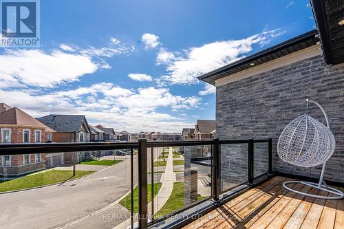 110 Conklin Crescent, Aurora, ON - Outdoor With Balcony