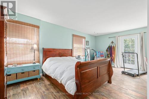 48 Wildwood Road, Halton Hills, ON - Indoor Photo Showing Bedroom