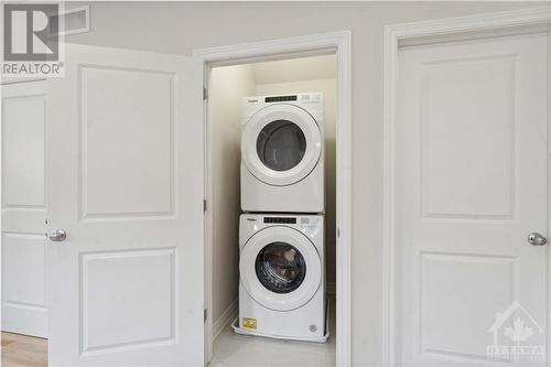 735 Dearborn Private Unit#D, Ottawa, ON - Indoor Photo Showing Laundry Room