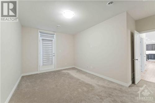 735 Dearborn Private Unit#D, Ottawa, ON - Indoor Photo Showing Other Room