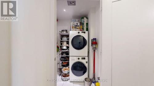 412 - 6 Jackes Avenue, Toronto, ON - Indoor Photo Showing Laundry Room