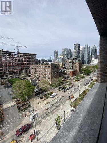 511 - 455 Wellington Street W, Toronto, ON - Outdoor With View