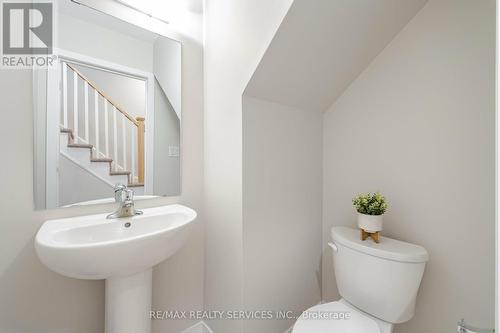205 - 1460 Whites Road, Pickering, ON - Indoor Photo Showing Bathroom