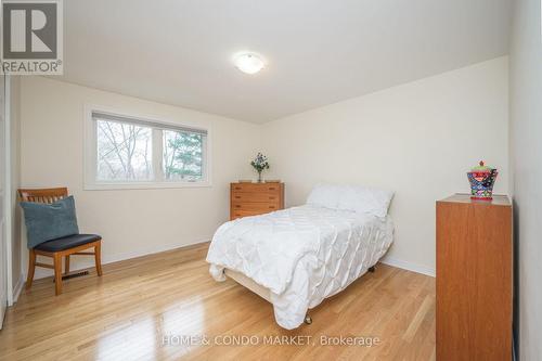 1796 Matena Avenue, Mississauga, ON - Indoor Photo Showing Bedroom