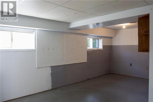 Work shop - Basement Could easily be a 4th bedroom - 728 Champlain Drive, Cornwall, ON - Indoor