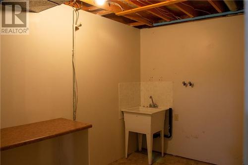 Laundry Room - Basement - 728 Champlain Drive, Cornwall, ON - Indoor Photo Showing Basement