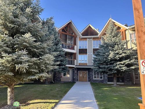 1214 - 7495 Columbia Avenue, Radium Hot Springs, BC - Outdoor With Balcony With Facade