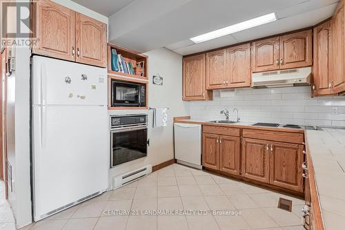 4669 Anderson Avenue, Ramara, ON - Indoor Photo Showing Kitchen