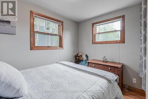 4669 Anderson Avenue, Ramara, ON - Indoor Photo Showing Bedroom