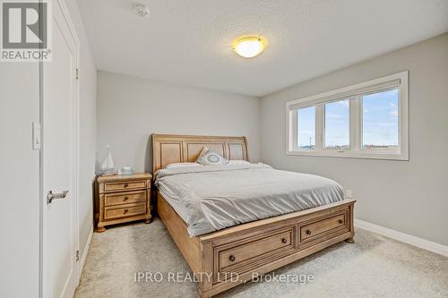 36 Canary Grass Boulevard, Hamilton, ON - Indoor Photo Showing Bedroom
