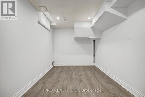 36 Canary Grass Boulevard, Hamilton, ON - Indoor Photo Showing Other Room