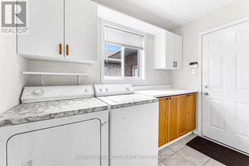 8 Fletcher Court, Guelph, ON - Indoor Photo Showing Laundry Room