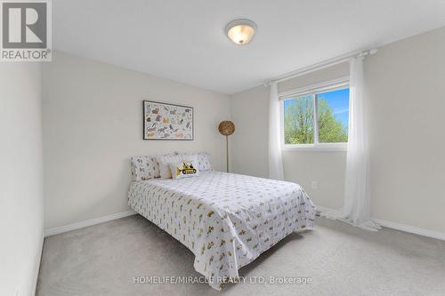 8 Fletcher Court, Guelph, ON - Indoor Photo Showing Bedroom
