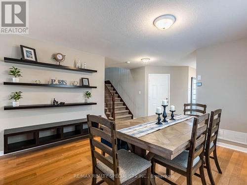 15 Savannah Ridge Drive, Brant, ON - Indoor Photo Showing Dining Room