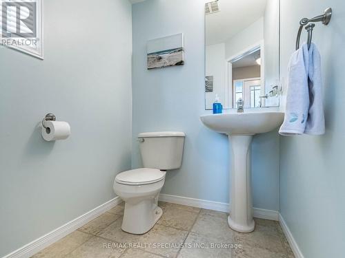15 Savannah Ridge Drive, Brant, ON - Indoor Photo Showing Bathroom