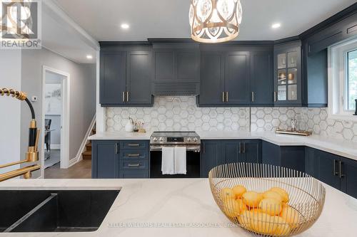 462 Rathburn Road, Toronto, ON - Indoor Photo Showing Kitchen With Upgraded Kitchen
