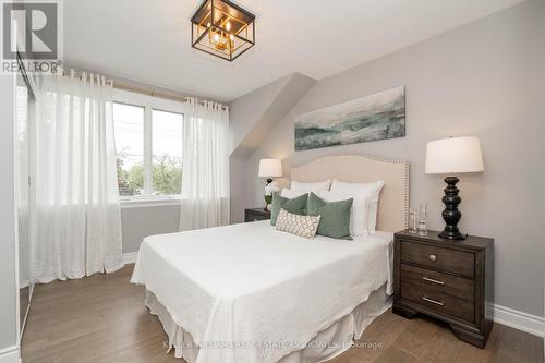 462 Rathburn Road, Toronto, ON - Indoor Photo Showing Bedroom