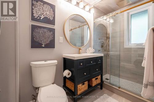 462 Rathburn Road, Toronto, ON - Indoor Photo Showing Bathroom