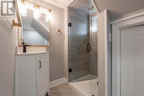 462 Rathburn Road, Toronto, ON - Indoor Photo Showing Bathroom