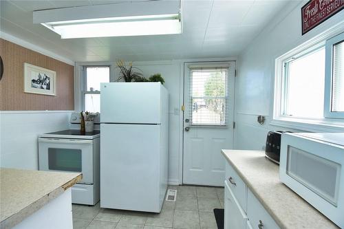 373 Upper Wentworth Street, Hamilton, ON - Indoor Photo Showing Kitchen