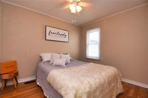 373 Upper Wentworth Street, Hamilton, ON - Indoor Photo Showing Bedroom