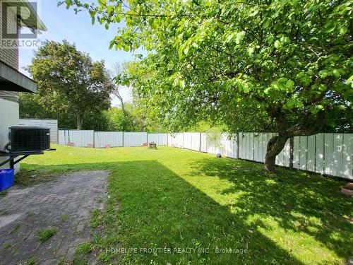 121 Bolton Avenue, Newmarket, ON - Outdoor With Backyard