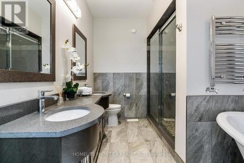 1648 Roslyn Avenue, Innisfil, ON - Indoor Photo Showing Bathroom
