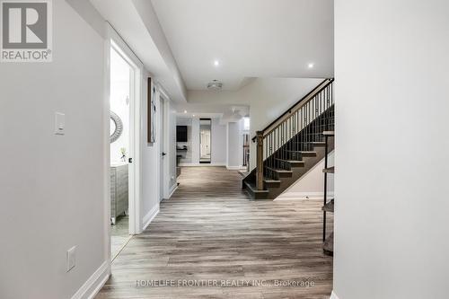 1648 Roslyn Avenue, Innisfil, ON - Indoor Photo Showing Other Room