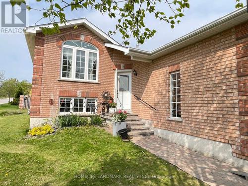 14 Crompton Drive, Barrie, ON - Outdoor With Exterior