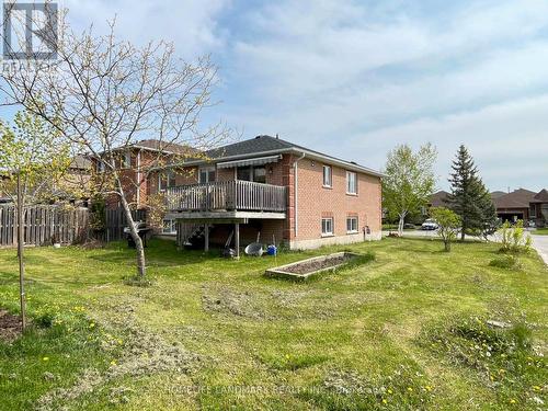 14 Crompton Drive, Barrie, ON - Outdoor