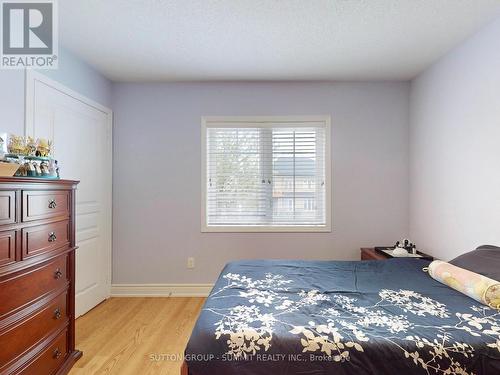 504 Sixteen Mile Drive, Oakville, ON - Indoor Photo Showing Bedroom
