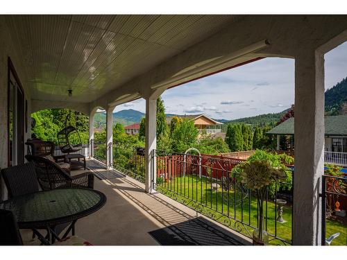 3832 Woodland Drive, Trail, BC - Outdoor With Deck Patio Veranda With Exterior