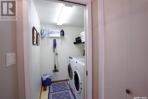 3119 Spicer Place E, Regina, SK - Indoor Photo Showing Laundry Room
