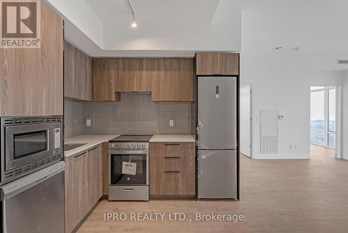 5209 - 501 Yonge Street, Toronto, ON - Indoor Photo Showing Kitchen
