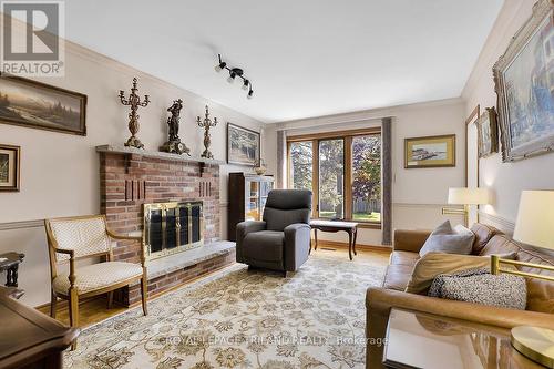 580 Rosecliffe Terrace, London, ON - Indoor Photo Showing Living Room With Fireplace