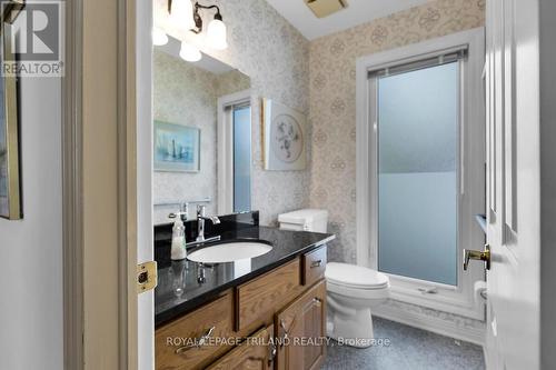 580 Rosecliffe Terrace, London, ON - Indoor Photo Showing Bathroom