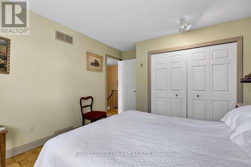 580 Rosecliffe Terrace, London, ON - Indoor Photo Showing Bedroom